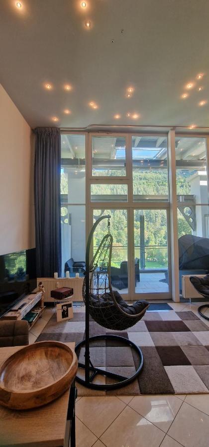 Апартаменты Wohnwerk: Penthouse - Moselblick Трабен-Трарбах Экстерьер фото